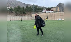 Kadın Futbol Takımında Üç Görev Bir Arada