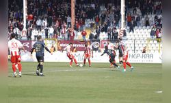 Bandırmaspor, Ümraniyespor'u 2-0 Mağlup Etti