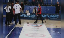 Diyarbakır'da İlk Floor Curling Turnuvası Gerçekleşti