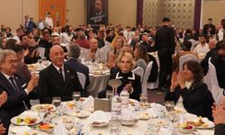 Antalya Zafer Partisi iftarı miting gibi