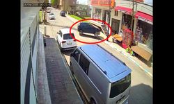 Kameralara Yansıyan Otomobilin Binaya Girmesiyle Meydana Gelen Kaza