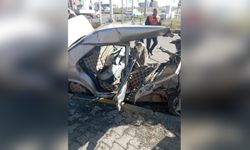 Kars'ta Zırhlı Araç ve Otomobil Çarpıştı: 6 Yaralı