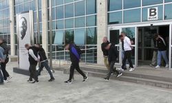 Uşak'ta Düzenlenen Operasyonda 11 Kişi Uyuşturucu Suçundan Tutuklandı