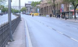 İstanbul’da 1 Mayıs Öncesi Yol Kapanışları İşe Gidenleri Zorladı