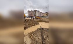 Sultangazi'de İnşaatta Patlayan Boru Cadde ve Sokakları Suya Boğdu
