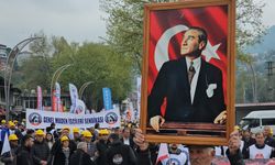 1 Mayıs Kutlamaları Nedeniyle 'Emeğin Başkenti'nde Trafik Yoğunluğu 5 Kilometreyi Aştı