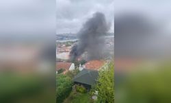 Fatih'te Üç Gecekondu Alevlere Teslim Oldu