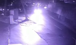 Sarıyer'de Yol Çökmesi Anbean Kameraya Yansıdı