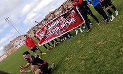 Nevşehir'de Amatör Futbolcudan Şampiyonluk Maçında Unutulmaz Evlilik Teklifi