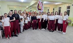 Edirne'de Kadınlar Baharın Gelişini Şalvarlarla Coşkuyla Karşıladı