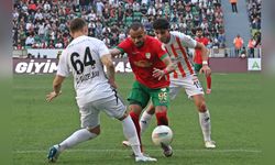 Amed Sportif Faaliyetler Adanaspor'u 4-0 Mağlup Etti