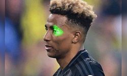 Gedson Fernandes'e Lazer Tutarken Yakalanan Taraftar Gözaltına Alındı