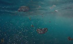 Okyanusun Tüm Derinliklerinde Mikroplastik Kirliliği Tespit Edildi