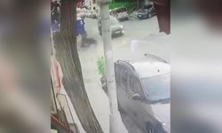 İstanbul'da Sultangazi'de motosiketli hafif ticari araca çarparak takla attı