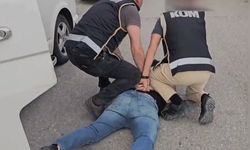 Çorum'da takibe alınan minibüste 118 adet ruhsatsız av tüfeği ele geçirildi