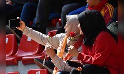 Kayserispor'dan anneler günü için anlamlı jest
