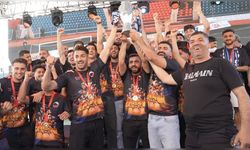 Mardin 1969 Spor TFF 2. Lig Şampiyonluğunu Kutladı