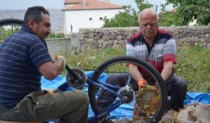 Ay çekirdeği ayıklamanın kolay yolu