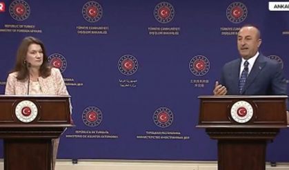 İsveçli Bakan'dan Çavuşoğlu'na olay yanıt