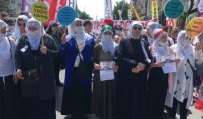 Kutlamalar için gruplar Bakırköy’de toplanmaya başladı