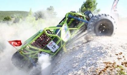 Off-road yarışları nefes kesti