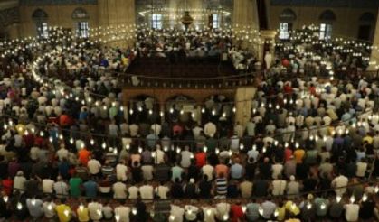 Selimiye Camii bayram sabahı doldu taştı