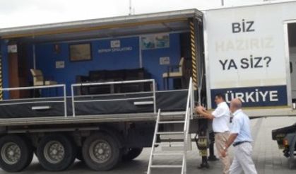 Taksim Meydanı’nda deprem simülasyon tırına yoğun ilgi