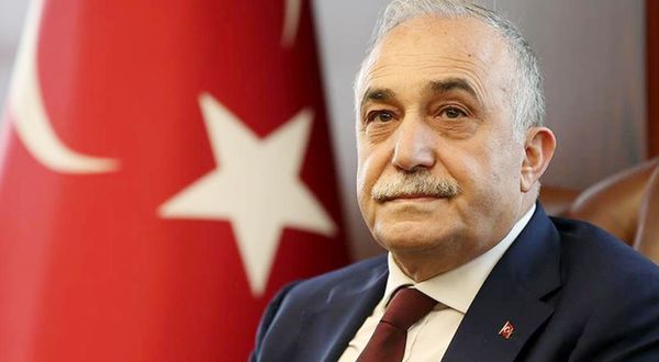 AKP'den istifa eden Fakıbaba, kirli çamaşırları ortaya döktü