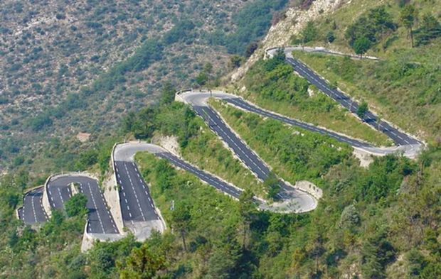 Dünyanın En Tehlikeli 10 Karayolu: Adrenalin Dolu Bir Yolculuğa Hazır mısınız?