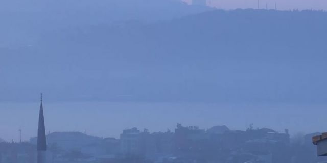 İstanbul Boğazı'nı sis kapladı!