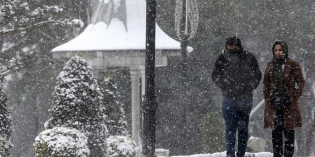 İstanbul'da AVM saatlerinde 'kar' değişikliği
