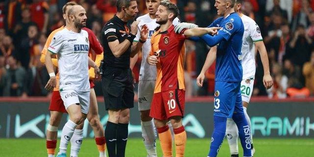 Galatasaray, TFF'den Alanyaspor maçının tekrarını istedi