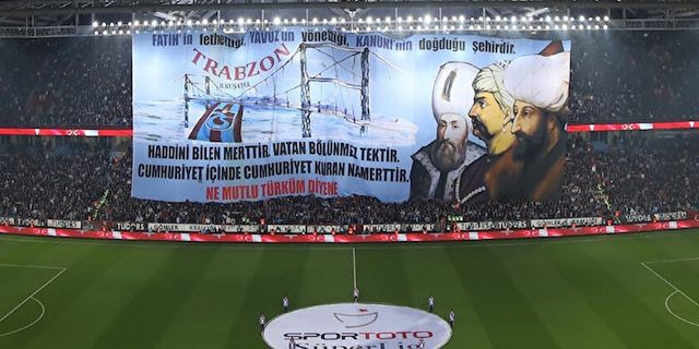 Trabzonspor’dan ‘Cumhuriyet’ pankartı