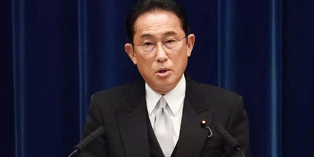 Japon Başbakan'a saldırı