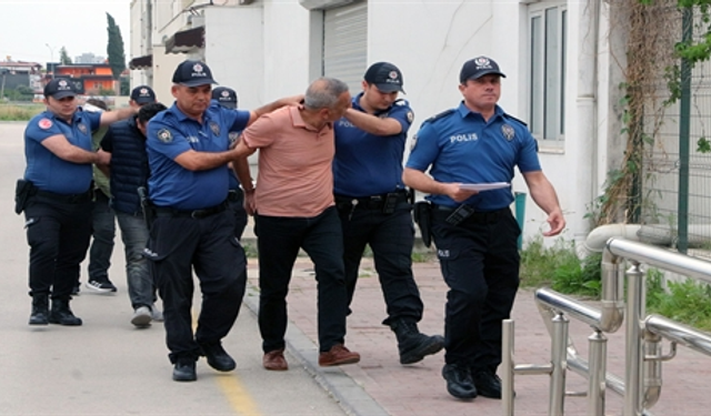 Polise silah çeken belediye temizlik işleri müdürü tutuklandı