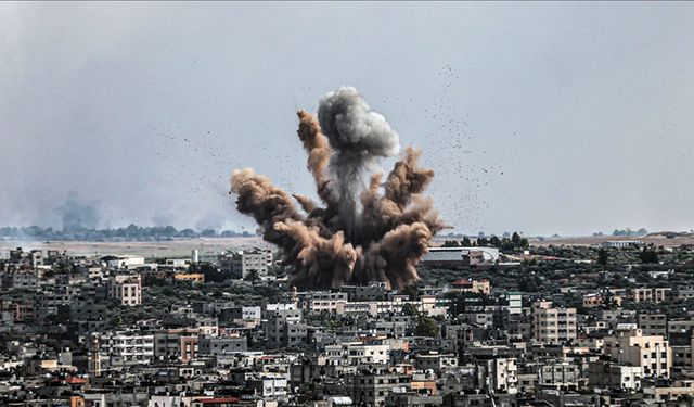 Hamas'ın üst düzey askeri lideri ailesiyle birlikte öldürüldü