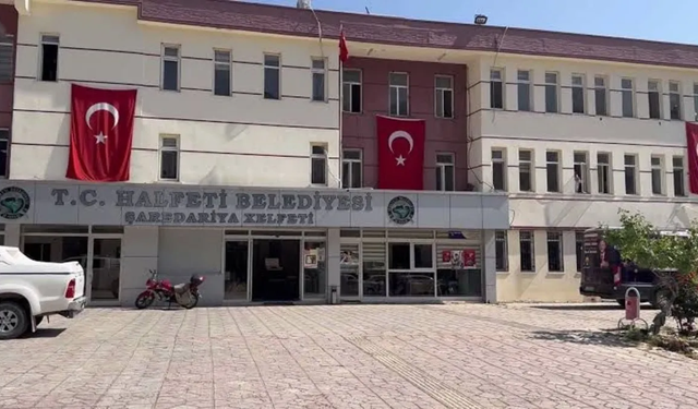 İçişleri Bakanlığı'ndan Üç Belediyeye Kayyum Atandı