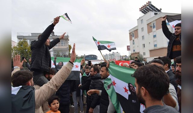 Antalya'da Suriyeli Topluluğundan Coşkulu Kutlama