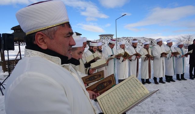 Pir Ali Baba Türbesi'nde Binbir Hatim Geleneği Başladı