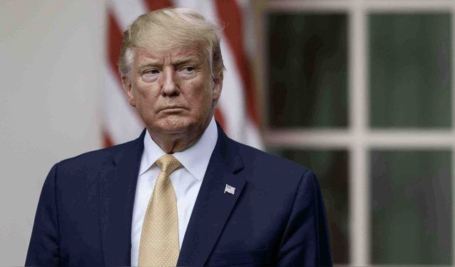 Trump, Ekibinin Putin ve Zelenskiy ile Görüşmeler Yapacağını Açıkladı