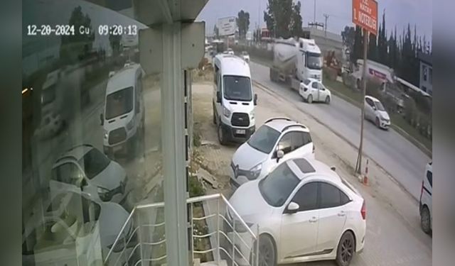 TIR Kazası: Otomobil 150 Metre Sürüklendi