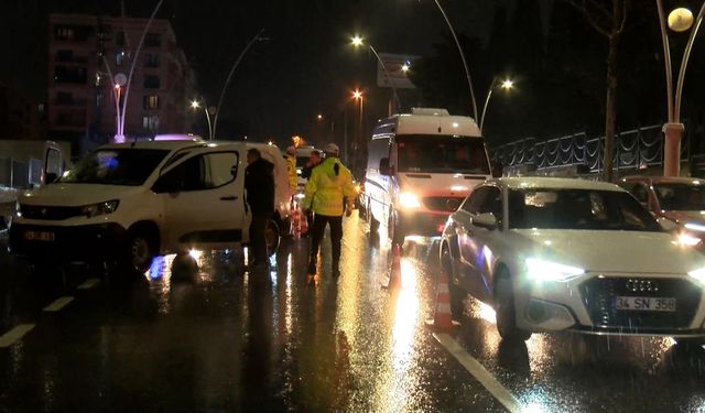 Esenler'de Güvenlik Uygulaması: Emniyet Müdürü Yıldız Yerinde İnceledi