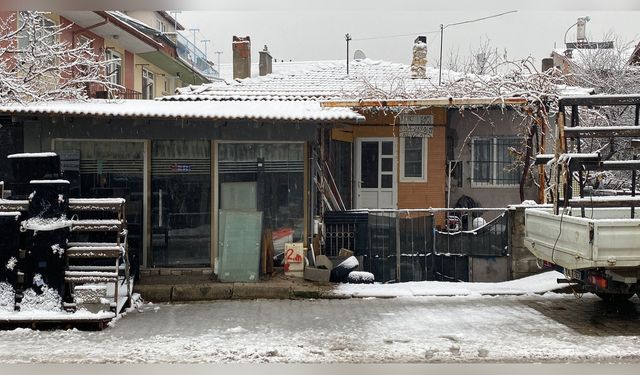 Doğal Gaz Zehirlenmesi: Baba Hayatını Kaybetti, Aile Tedavi Altında