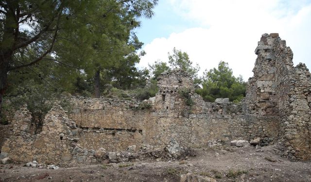 Syedra Antik Kenti'nde Tarihin İzleri Gün Yüzüne Çıkıyor