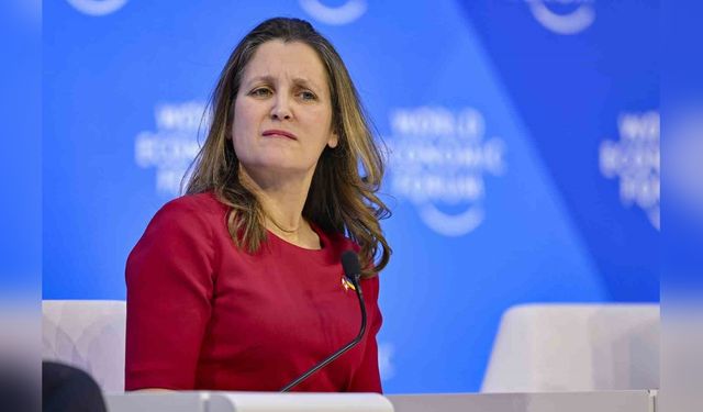 Chrystia Freeland, Kanada Maliye Bakanlığı görevinden ayrıldı