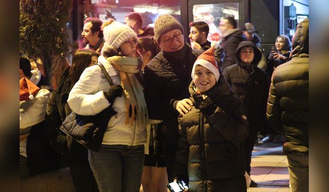 Eskişehir'de Yılbaşı Kutlamaları Coşku Dolu Geçti