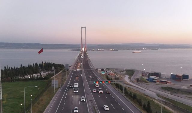 Otoyol ve Köprü Geçişlerinde Rekor: 1 Milyar Araç