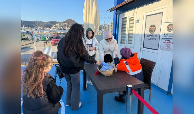 Amasra'da Yeni Yıl Coşkusu: İlk Rus Turistler Kruvaziyerle Geldi