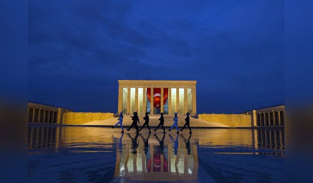 Anıtkabir'e Ziyaretçi Akını: 2024'te 6,5 Milyon Kişi Gördü