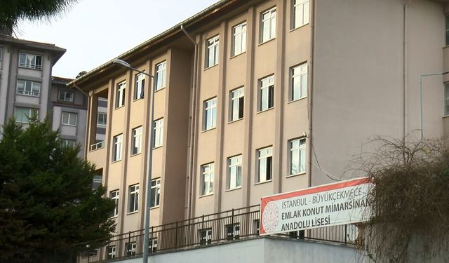 Büyükçekmece'de Korkutan Koku İki Okulu Boşalttı